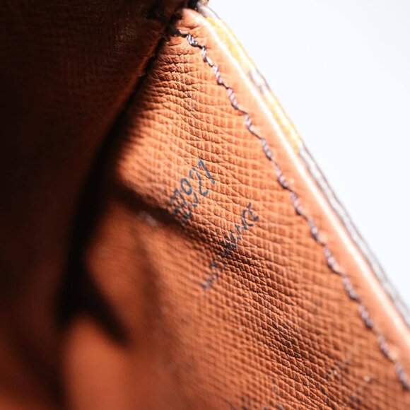 LOUIS VUITTON Monogram Saint Cloud GM Shoulder Bag - Picture 11 of 16